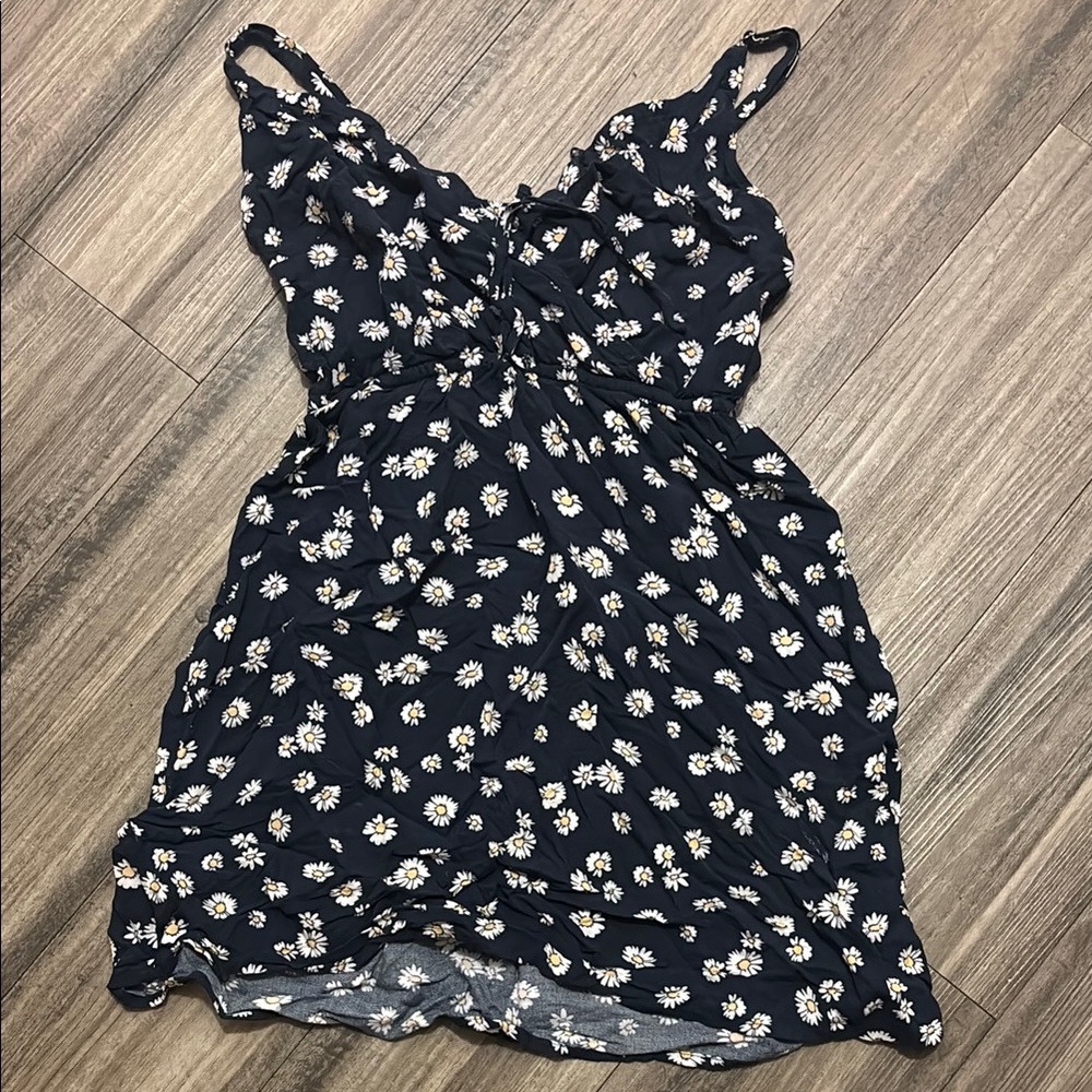 Hollister Black printed Floral Flowy Y2K Print Daisy Strap Mini Ruffle XS